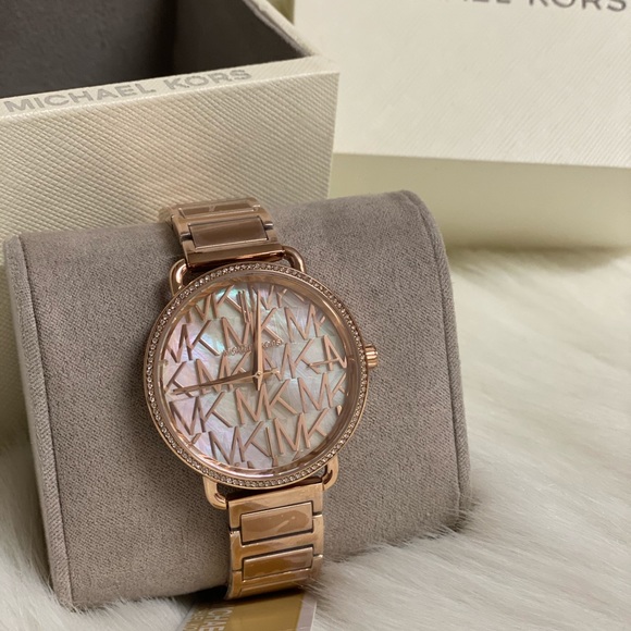 Michael Kors Accessories - ⛔️SOLD⛔️MK3887 Michael Kors Ladies Portia Watch